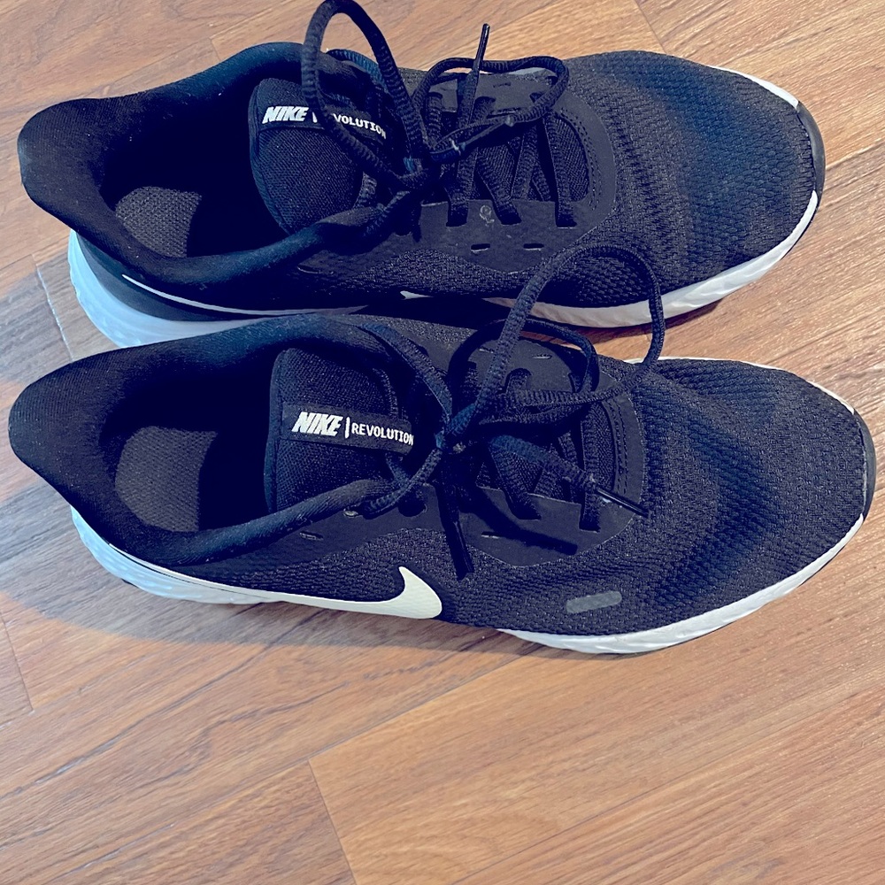 Nike Revolution Shoes